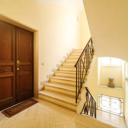 Apartment Buddyrent - Trevi - Centro - 2 Ospiti Rome